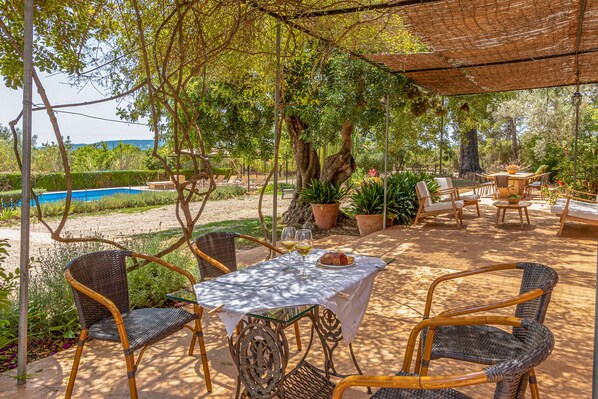 Outdoor dining - Alaroters, Villa-Finca 5StarsHome Mallorca (Binissalem)