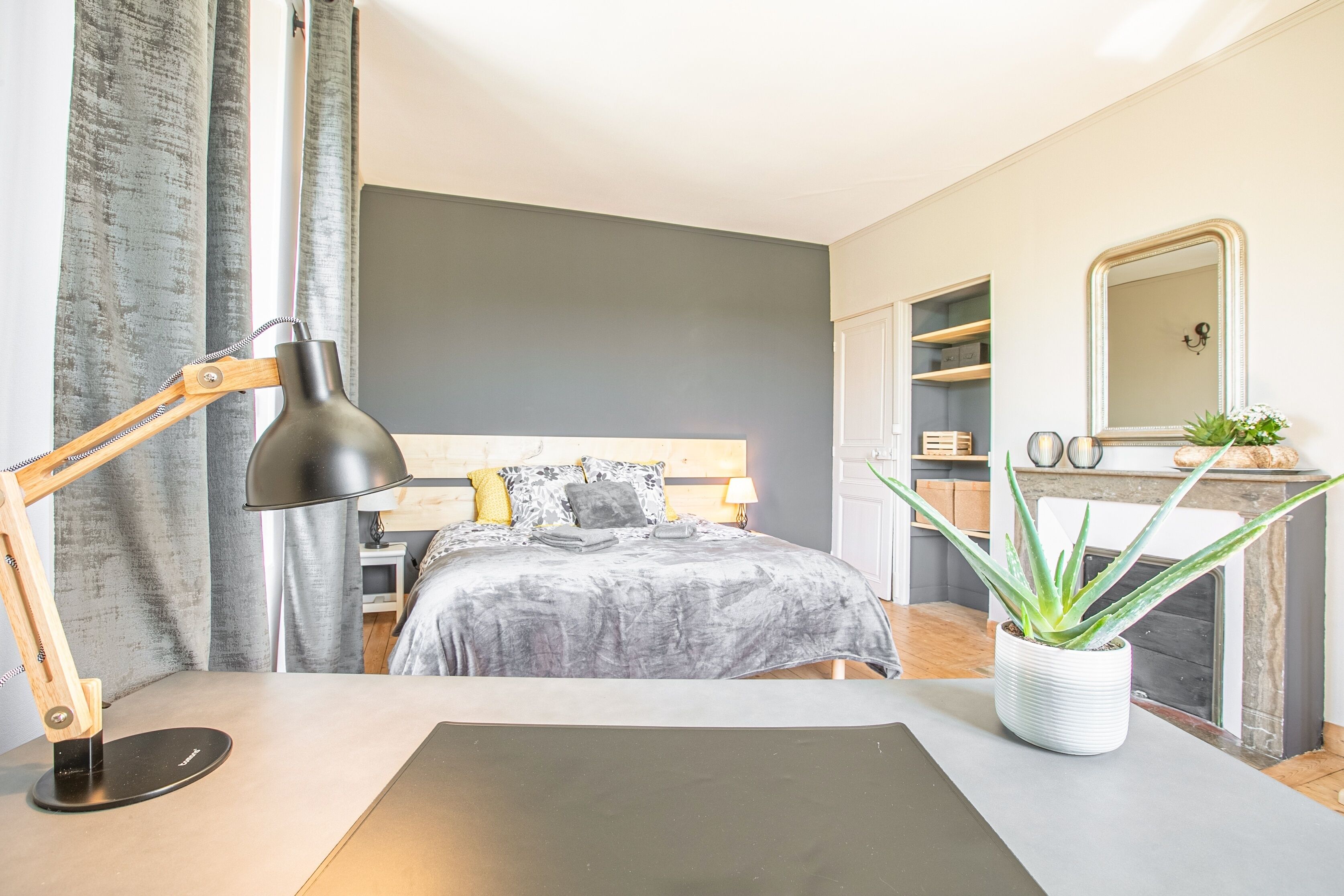 4 bedrooms, desk, iron/ironing board, free WiFi