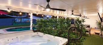 Great home, great location and great price 4bd, 2ba private pool and hot tub