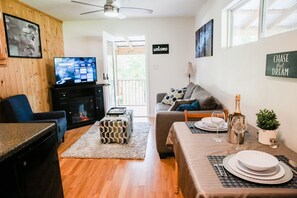 Smart-tv en een open haard