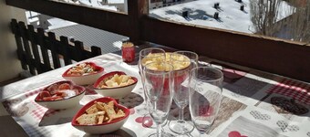 APPARTEMENT 45 m2 ENTIEREMENT REFAIT A NEUF AU COEUR DES ANGLES 4/6 COUCHAGES