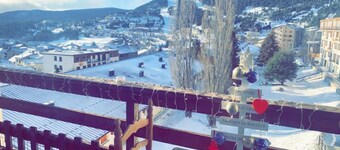 45 m2 FULLY RENOVATED APARTMENT IN THE HEART OF THE ANGLES 4/6 BEDROOMS