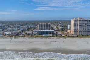 Beach nearby - Oceanfront w/ Pool - Safe, clean and Quiet (Jacksonville Beach)