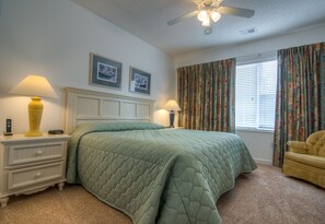 2 室のベッドルーム、アイロン / アイロン台、WiFi (無料)、ベッドシーツ