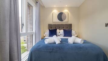 1 bedroom, travel crib, WiFi, bed sheets