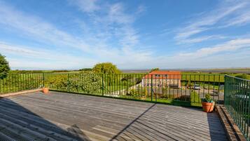 House, Multiple Beds | Balcony