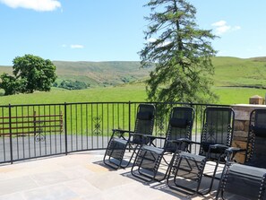 Cottage | Balcony - Birkett Barn (Kirkby Stephen)