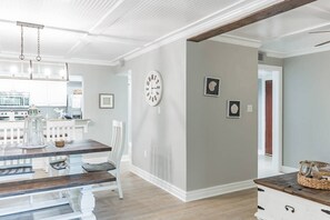 Dining - Spacious Central Retreat | Walk to Beach & Shops (Hilton Head Island)