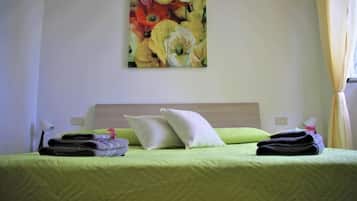 1 bedroom, iron/ironing board, free WiFi, bed sheets