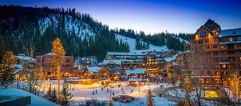 Luxury Home w/Hot Tub & Winter Park Ski Mtn Views!