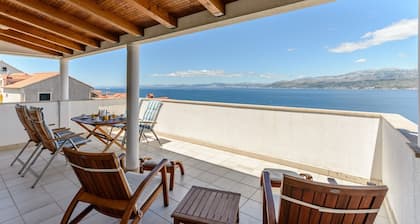 Sunset view apartment - One bedroom apartment with balcony and sea view