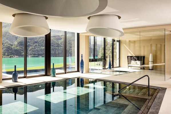 Indoor pool, outdoor pool
