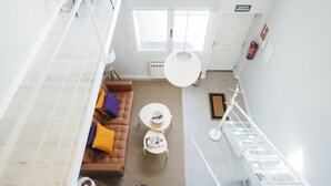 Unclassified image, 3 of 20, button - HOMEABOUT RETIRO APARTMENT II (Madrid)