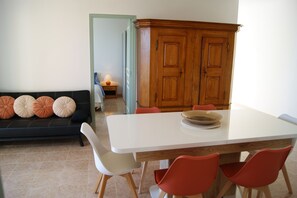 Interior - Les Lauriers, Independant house overlooking the sea and the port of Santa Severa (LURI)