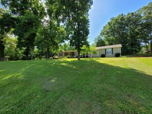Exterior - 4. Spacious historic home in Lake Guntersville (Guntersville)