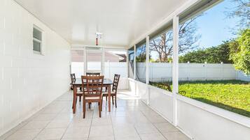 Outdoor dining