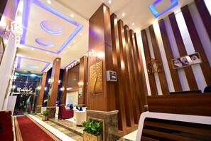 Quầy tiếp tân