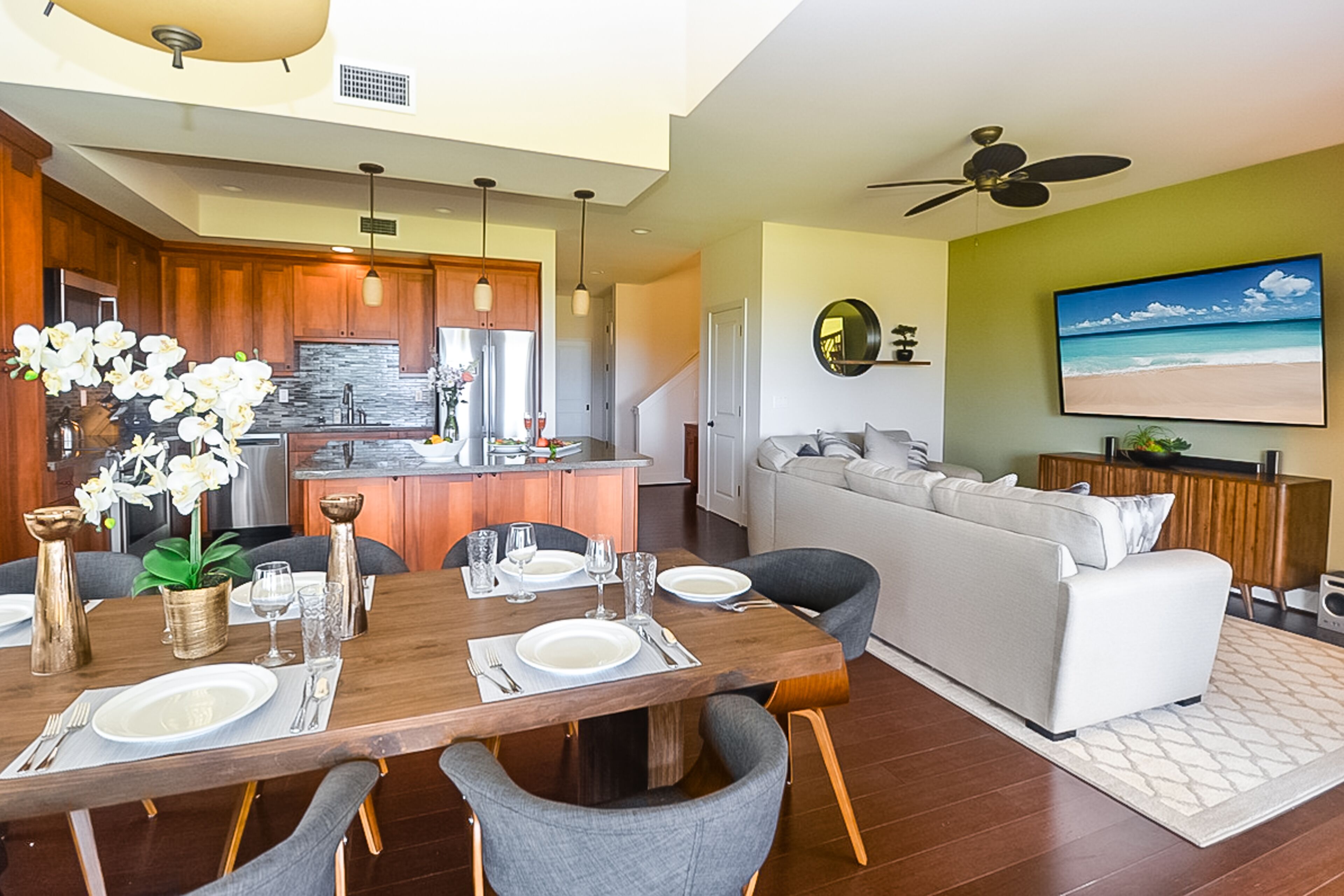 Beautiful Top-Floor Condo with Pool & Hot Tub - Near Kiahuna Golf Course