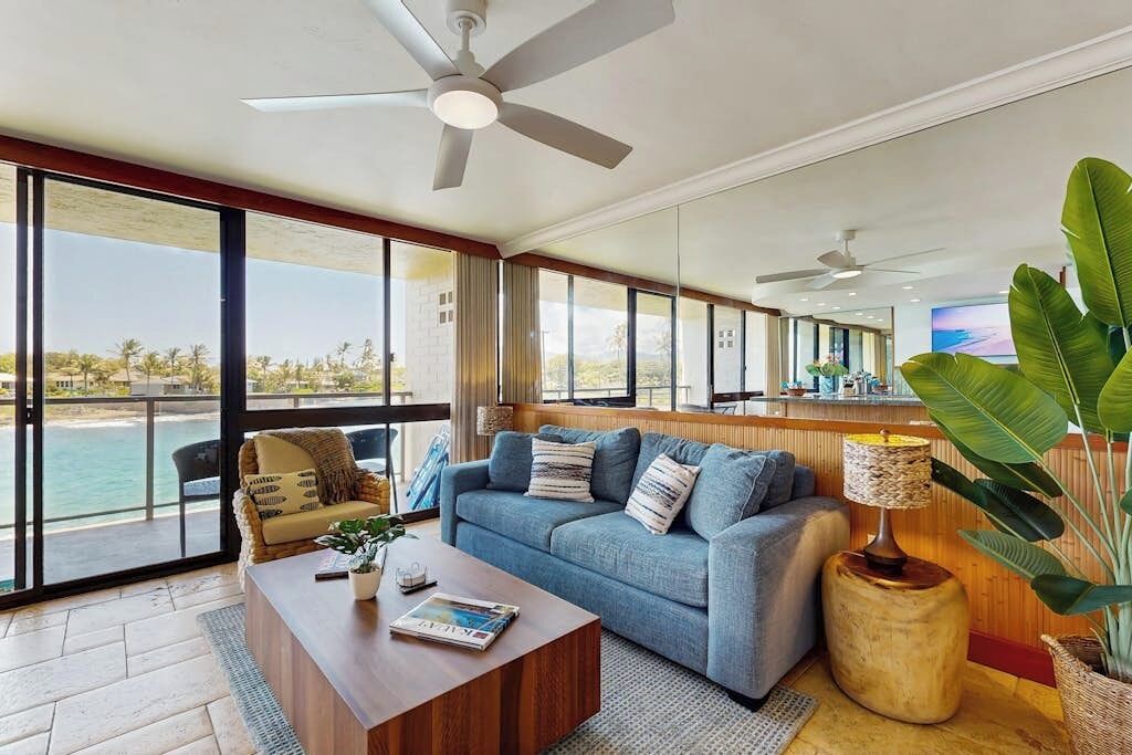 TV, lettore DVD, impianto stereo