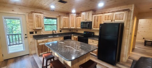 Four The Good Times  (Cabin by De Queen Lake)