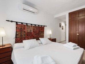 3 Schlafzimmer, Bügeleisen/Bügelbrett, Reisekinderbett, kostenloses WLAN