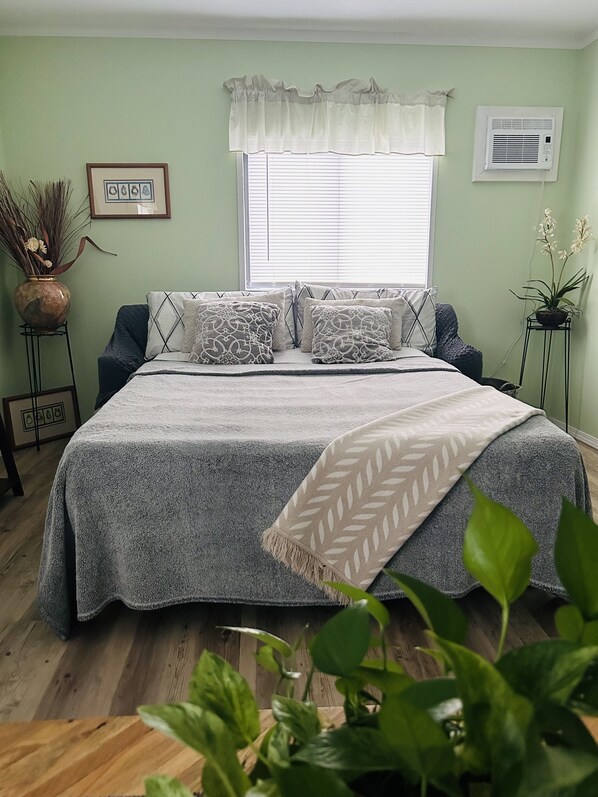 1 bedroom, iron/ironing board, travel crib, free WiFi