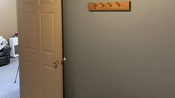 3 Schlafzimmer, kostenloses WLAN, BettwÀsche, Rollstuhlgeeignet