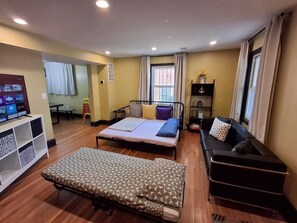 5 Schlafzimmer, Bügeleisen/Bügelbrett, kostenloses WLAN, Bettwäsche