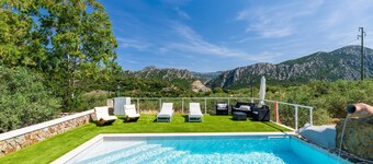 Country House by the Lake with Heated Private Pool, Lake & Mountain Views, Garden