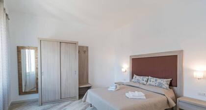 Ferienwohnung Castula mit Bergblick, Balkon, A/C und WLAN