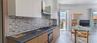 Apartment Castula with Mountain View, Balcony, A/C & Wi-Fi