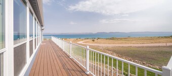 Snooty Goose Ranch House - Sleeps up to 18