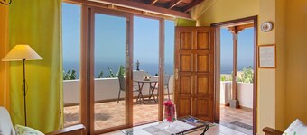 Villa Pilar with Sea and Mountain View, Pool & Garden