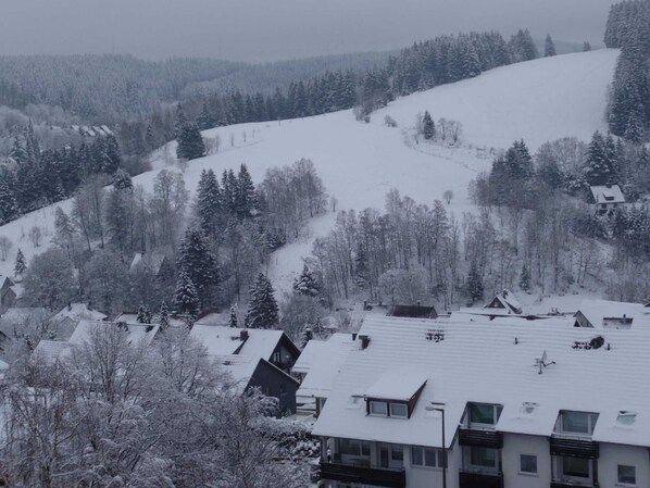 Unclassified image, 1 of 15, button