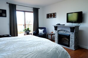 1 室のベッドルーム、アイロン / アイロン台、WiFi (無料)、ベッドシーツ