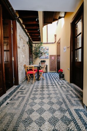 Interior - Jasmin Suite (Ρόδος)