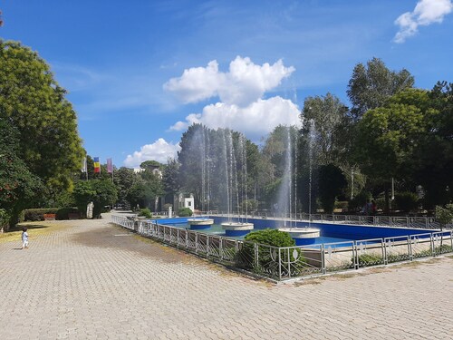 Vila Cu Piscina