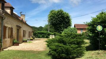 Enceinte de lâhĂ©bergement