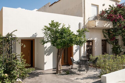 Lofos Casteli Sunlight