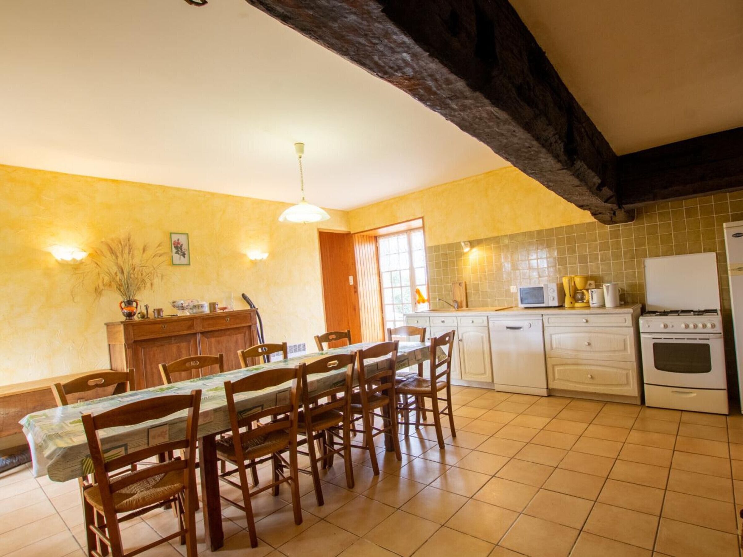 Frigorifero, microonde, forno, lavastoviglie