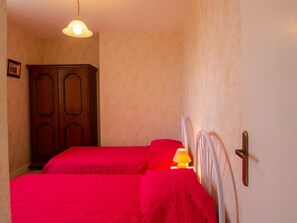 4 bedrooms
