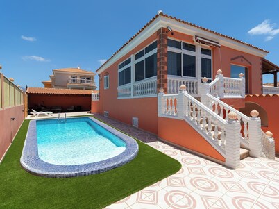 Villa with private pool Sonnenland Villas I