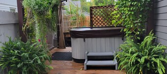 Private Suite in historic Stillwater North Hill