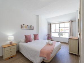 1 bedroom, iron/ironing board, free WiFi, bed sheets - Modern Apartment with pool in El Castillo - Home For Guest (Antigua - Fuerteventura)