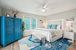 4 soverom, strykejern/-brett, wi-fi (inkludert) og sengetøy