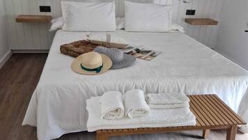 8 slaapkamers, een strijkplank/strijkijzer, reisbedje, gratis wifi