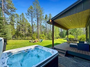 Terrace/patio - Relax in Style | Chic Home w/ Hot Tub + Mountain Views (Donnelly)