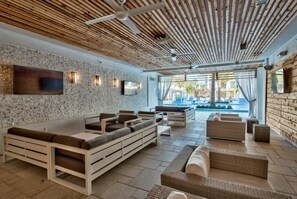 Interior - 'Shore Beats Workin' Resort Style Pool, Roof Top Bar (Inlet Beach)