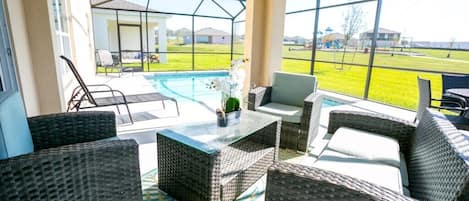 Villa, 5 Bedrooms | Property grounds