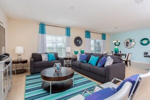 Living area - Laurel Estates 278026 5 Bedroom Villa by RedAwning (Davenport)